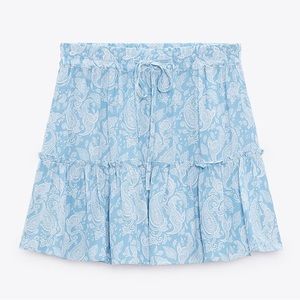 NWOT ZARA BATIK HEART PRINT SKORT